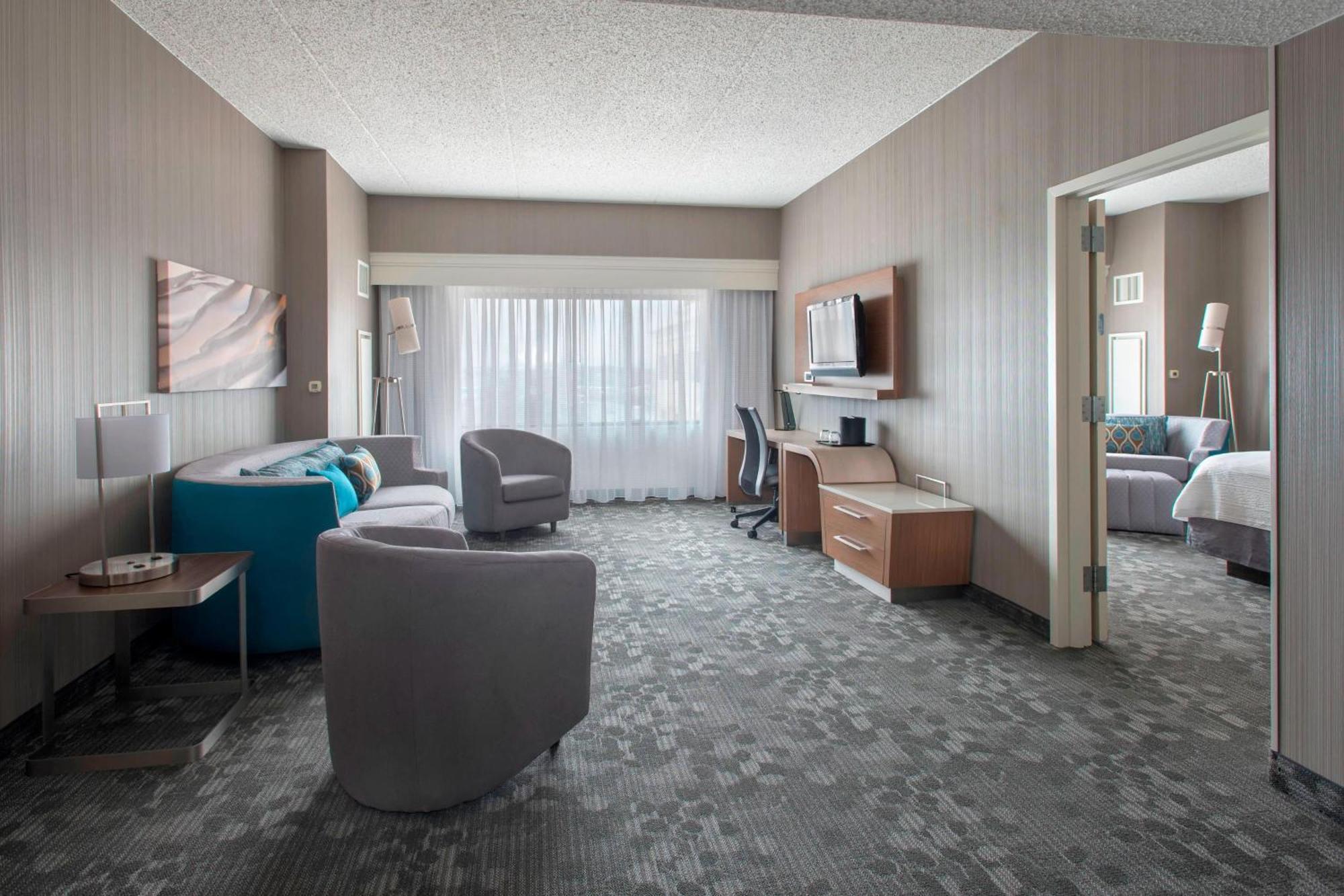 Courtyard By Marriott Newark Elizabeth Hotel Exterior foto