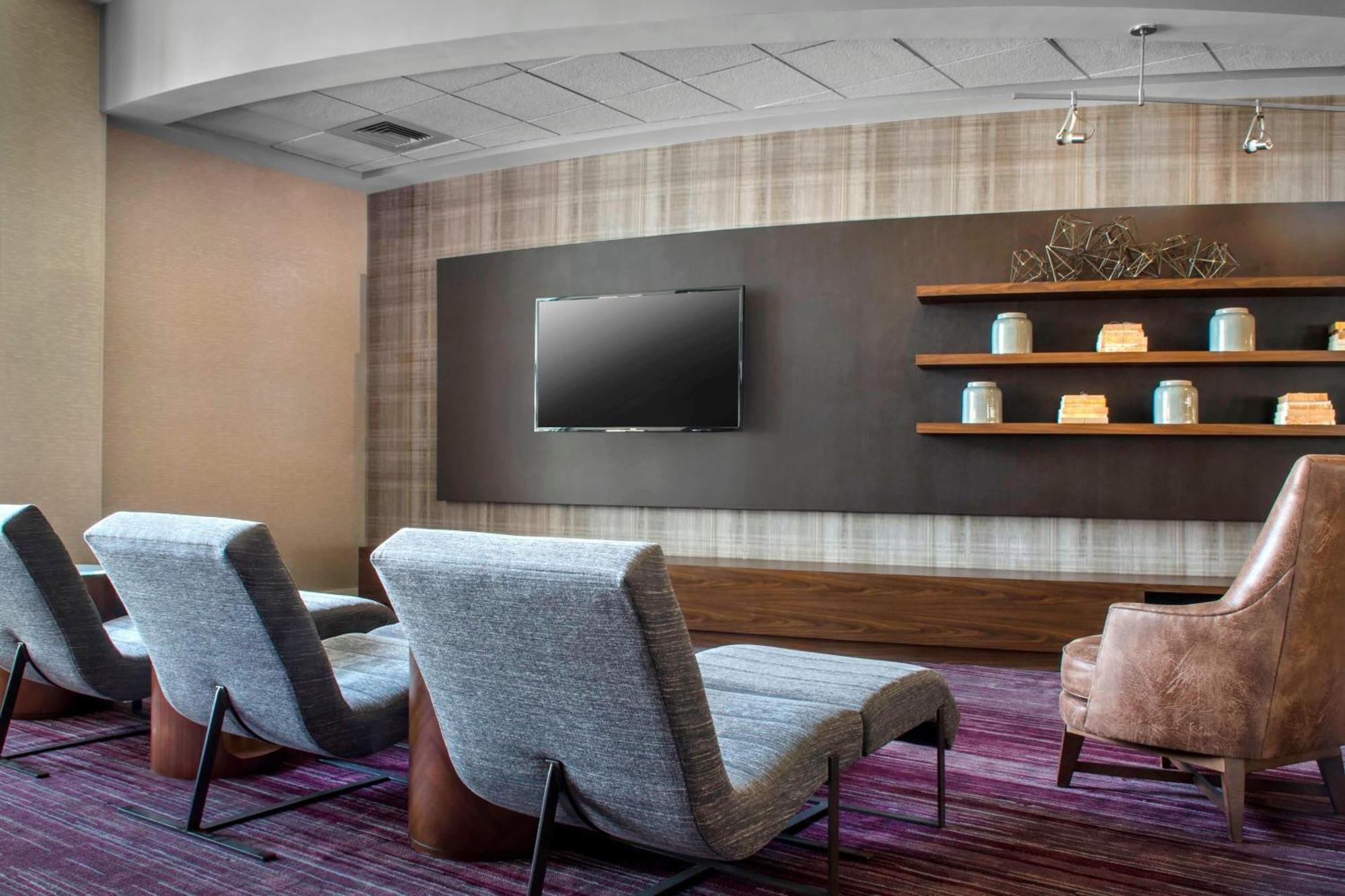 Courtyard By Marriott Newark Elizabeth Hotel Exterior foto